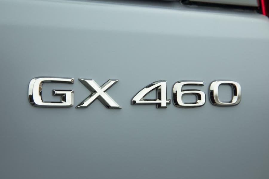 Логотип Lexus GX460 Overland Concept 2020 года  (фото 3 из 26)